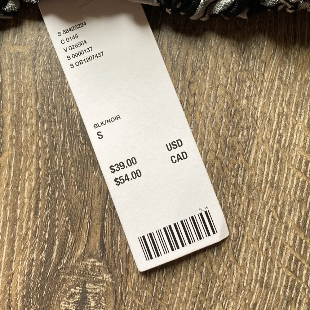 Urban Outfitters Crop Top - Picture 3 of 4